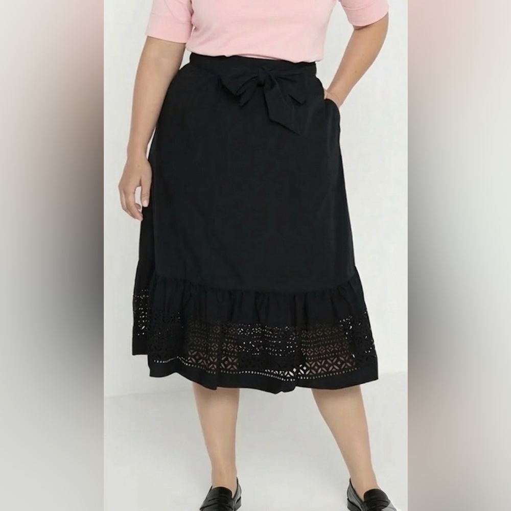 Lauren Ralph Lauren - women’s High waist laser Cut out Eyelet lace Midi skirt 12
